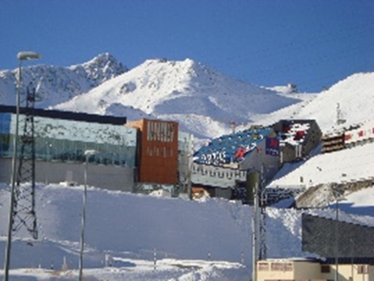 Entrée Commerce et tourisme - EN